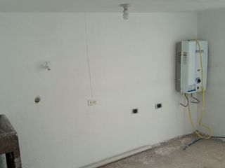Foto 10 de SE ARRIENDA AMPLIA CASA ESQUINERA EN URBANIZACIÓN DEL EJÉRCITO - CASHAPAMBA - SANGOLQUI - VALLE DE LOS CHILLOS