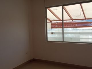 Foto 39 de SE ARRIENDA AMPLIA CASA ESQUINERA EN URBANIZACIÓN DEL EJÉRCITO - CASHAPAMBA - SANGOLQUI - VALLE DE LOS CHILLOS