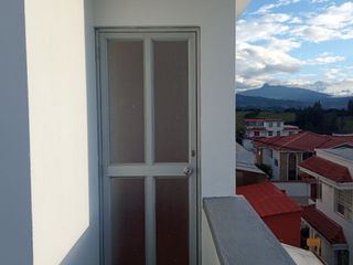 Foto 51 de SE ARRIENDA AMPLIA CASA ESQUINERA EN URBANIZACIÓN DEL EJÉRCITO - CASHAPAMBA - SANGOLQUI - VALLE DE LOS CHILLOS