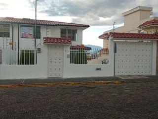 Foto 88 de SE ARRIENDA AMPLIA CASA ESQUINERA EN URBANIZACIÓN DEL EJÉRCITO - CASHAPAMBA - SANGOLQUI - VALLE DE LOS CHILLOS