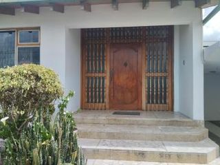 Foto 52 de Casa de venta en sector la mariscal de 3 dormitorios Quito Ecuador