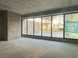 Foto 3 de ALQUILO LOCAL COMERCIAL EN AV. NICOLAS ARRIOLA