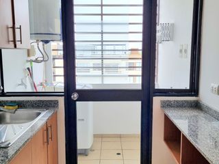 Foto 12 de ALQUILER DE DEPARTAMENTO EN MIRAFLORES. 2 DORMITORIOS CON COCHERA. LUGAR CENTRICO Y SEGURO.