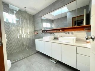 Foto 15 de VENDO LINDA CASA / 3 DOR / CONDOMINIO / BATALLONES / SANTA TERESA / DISEÑADA POR ARQ. MALACHOWSKI,  TECHOS ALTOS, ESPACIOS AMPLIOS, MUY ILUMINADA
