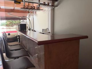 Foto 7 de Vendo amplio departamento a una cuadra del Pentagonito - San Borja