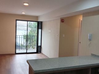 Foto 1 de Vendo Departamento 3 Dormitorios en Lince Vista a Calle Estreno