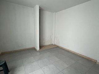 Foto 6 de AMPLIA CASA de 5 PISOS EN SAN JUAN DE LURIGANCHO