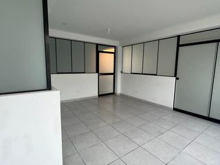 Foto 12 de AMPLIA CASA de 5 PISOS EN SAN JUAN DE LURIGANCHO