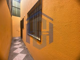 Foto 11 de Casa de 2 plantas en venta - Mucho Lote 1, Guayaquil, Ecuador