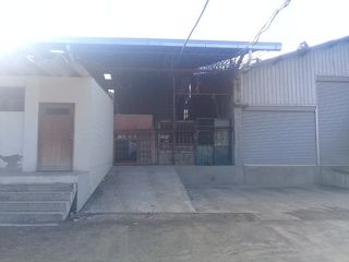 Foto 6 de BODEGAS DE ALQUILER EN CUENCA SECTOR MONAY SHOPPING, AVE GONZALES SUAREZ, MUELLE, PATIO DE MANIOBRAS