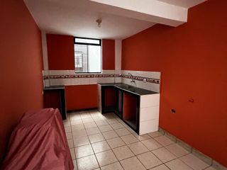 Foto 5 de EN VENTA CASA DE 3 PISOS BARRANCA, EXCELENTE UBICACIÓN, CERCA A LA PLAYA- PRECIO DE REALIZACIÓN.