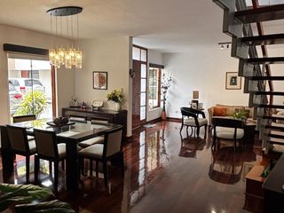 Foto 1 de CASA RECIEN REMODELADA EN SURCO