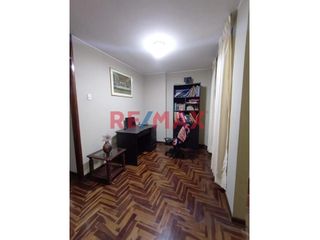 Foto 8 de En Ocasion Venta De Hermoso Departamento Duplex En San Martin De Porres S/. 685,900.00 - $ 190,000.00