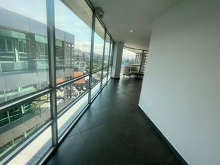 Foto 4 de Hermosa oficina en renta en CUMBAYA NO AMOBLADA