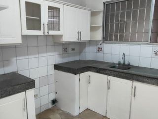 Foto 13 de Venta Casa con cerramiento Urdenor 1 Guayaquil