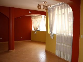 Foto 6 de ✅📍Los Keñuales - Esquina Se VENDE Casa 2 Pisos
