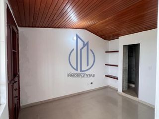 Foto 2 de CASA EN ROSABLANCA - VILLAVICENCIO