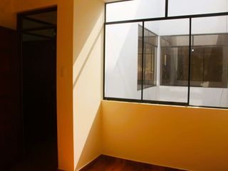 Foto 8 de 🏡 𝐀𝐋𝐐𝐔𝐈𝐋𝐄𝐑 𝐃𝐄 𝐃𝐄𝐏𝐀𝐑𝐓𝐀𝐌𝐄𝐍𝐓𝐎 𝐄𝐍 𝐒𝐀𝐍𝐓𝐀 𝐑𝐎𝐒𝐀 – 𝐋𝐈𝐌𝐀 𝐍𝐎𝐑𝐓𝐄 📍🛏️✨