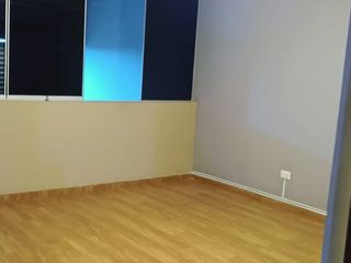 Foto 7 de Venta de Local comercial en Av Canada