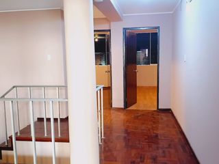 Foto 9 de Venta de Local comercial en Av Canada