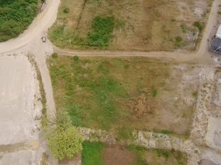 Foto 8 de terreno de venta en montecristi lomilla ep