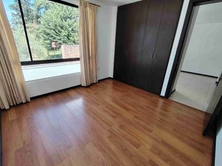 Foto 19 de Vendo casa esquinera en Capelo Valle de los Chillos