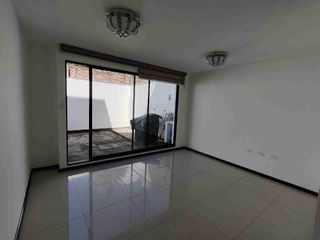 Foto 32 de Vendo casa esquinera en Capelo Valle de los Chillos