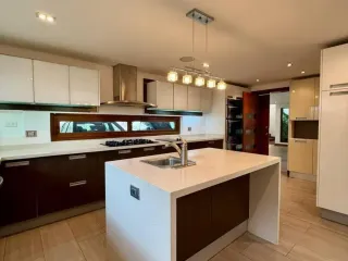 Foto 1 de CASA DE 4 HABITACIONES CON JARDIN -EN RENTA- TUMBACO 520M2