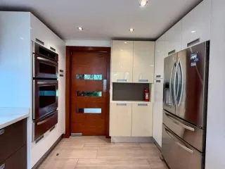 Foto 3 de CASA DE 4 HABITACIONES CON JARDIN -EN RENTA- TUMBACO 520M2