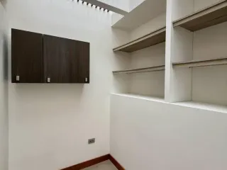 Foto 19 de CASA DE 4 HABITACIONES CON JARDIN -EN RENTA- TUMBACO 520M2