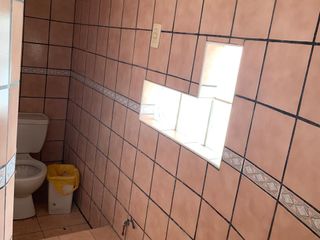 Foto 9 de Local Comercial de 145 m² en Av Principal de San Bartolo