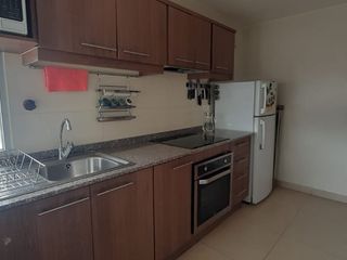 Foto 4 de En venta en La Carolina, cerca Quicentro, República del Salvador,  bonito y confortable departamento con balcón