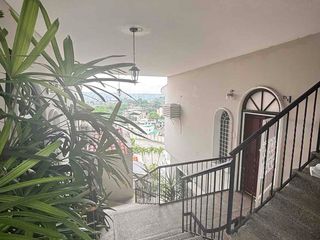 Foto 2 de Departamento Penthouse de 3 Dormitorios + Cuarto de servicio en Ciudadela Privada Los Senderos (Ceibos)