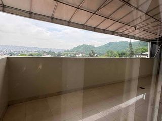 Foto 6 de Departamento Penthouse de 3 Dormitorios + Cuarto de servicio en Ciudadela Privada Los Senderos (Ceibos)