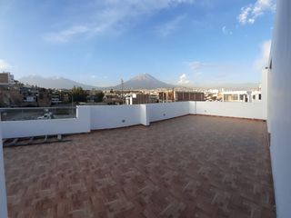 Foto 5 de Venta Casa Esquina - En La Herrería El Corazón De Arequipa