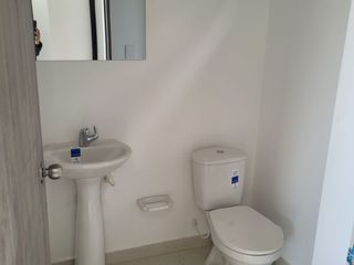 Foto 22 de Excelente bodega para renta ubicada en Madrid de 1.684 M2