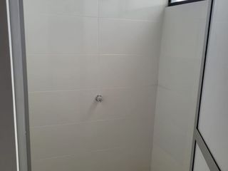 Foto 26 de Excelente bodega para renta ubicada en Madrid de 1.684 M2