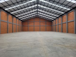 Foto 7 de Excelente bodega para renta ubicada en Madrid de 1.684 M2