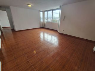 Foto 8 de Departamento en Quito Av. Amazonas y el Inca