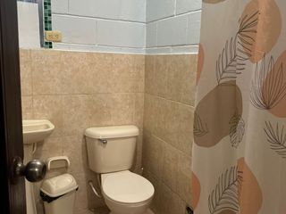 Foto 11 de HOSPEDAJE EN VENTA EN LA URBANIZACION PIURA