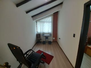 Foto 20 de EN VENTA, EN LA CIUDAD DE LOJA, DETRAS DEL SUPERMAXI, CASA CON PROYECCIÓN COMERCIAL DE 3 HABITACIONES