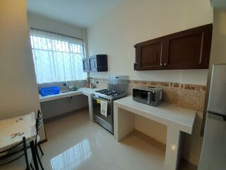 Foto 9 de EN VENTA, EN LA CIUDAD DE LOJA, DETRAS DEL SUPERMAXI, CASA CON PROYECCIÓN COMERCIAL DE 3 HABITACIONES