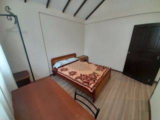 Foto 23 de EN VENTA, EN LA CIUDAD DE LOJA, DETRAS DEL SUPERMAXI, CASA CON PROYECCIÓN COMERCIAL DE 3 HABITACIONES