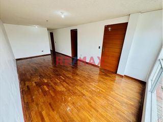 Foto 1 de En Venta: Exclusivo Dpto. 4To Piso En Urb. Matellini