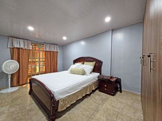 Foto 23 de Venta de Casa de 2 plantas, 3 dormitorios, REMODELADA - Villa España Etapa Barcelona