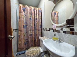Foto 27 de Venta de Casa de 2 plantas, 3 dormitorios, REMODELADA - Villa España Etapa Barcelona