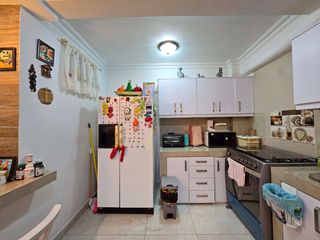 Foto 12 de Venta de Casa de 2 plantas, 3 dormitorios, REMODELADA - Villa España Etapa Barcelona
