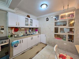 Foto 11 de Venta de Casa de 2 plantas, 3 dormitorios, REMODELADA - Villa España Etapa Barcelona