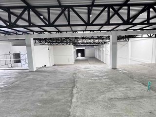 Foto 9 de Especatucular bodega en zona comercial, San Isidro villavicencio!