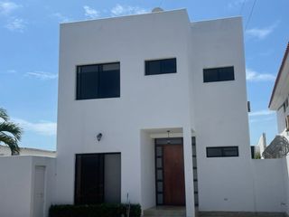 Foto 2 de ALQUILO CASA EN SALINAS